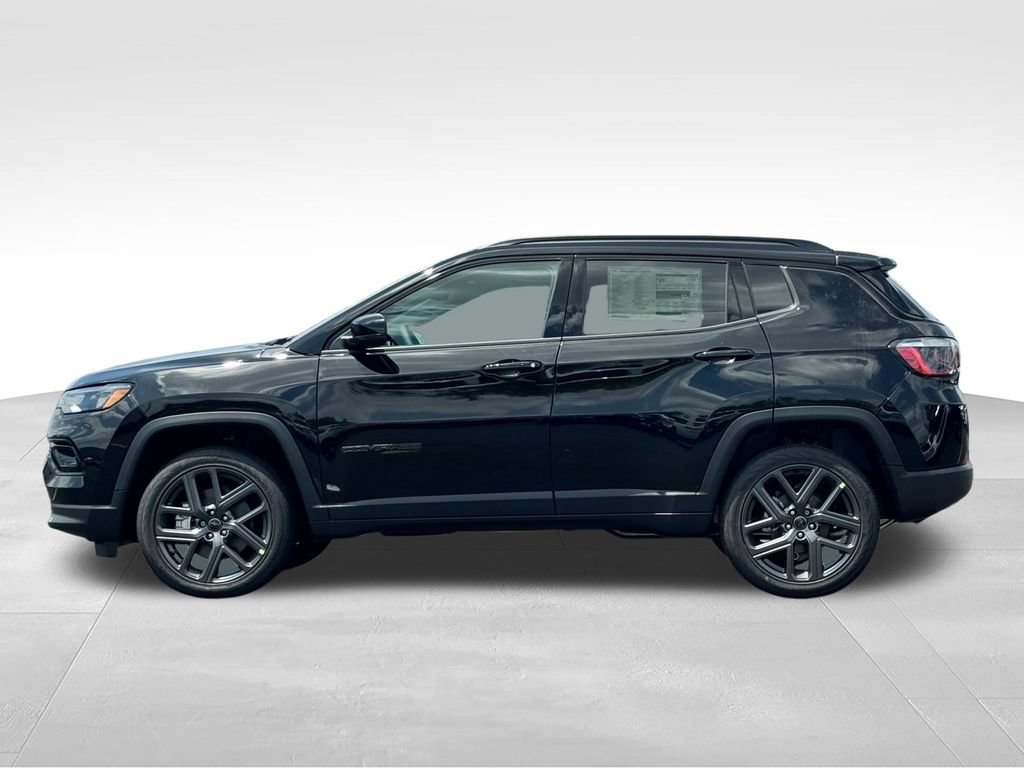 New 2026 Jeep Compass Limited w/ Sun, Sound & Navigation Group AWD/4WD image 4