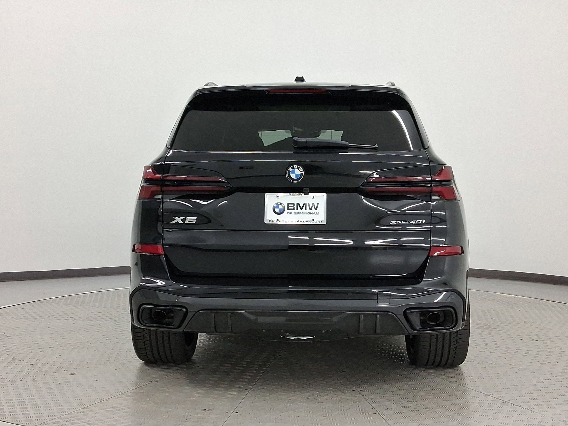New 2026 BMW X5 xDrive40i w/ Executive Package image 10