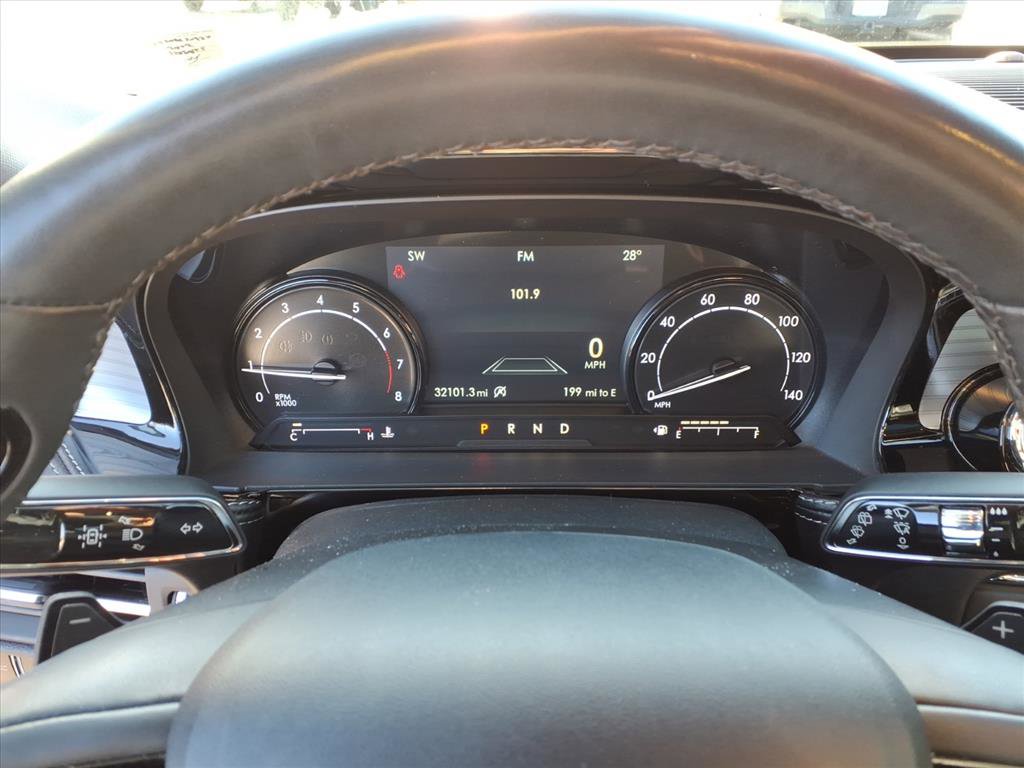 Used 2022 Lincoln Corsair AWD w/ Premium Package image 12