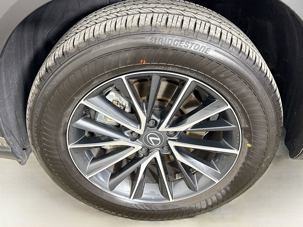 Used 2025 Lexus NX 250 FWD w/ Premium Package image 32