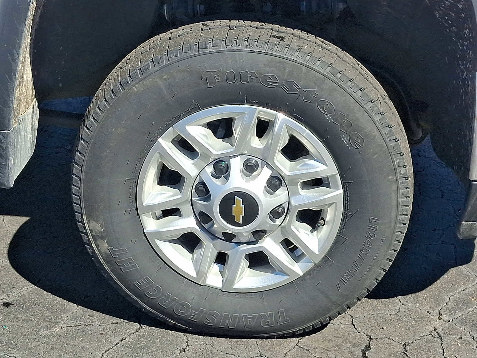 Used 2025 Chevrolet Silverado 2500 LT w/ Convenience Package AWD/4WD image 8