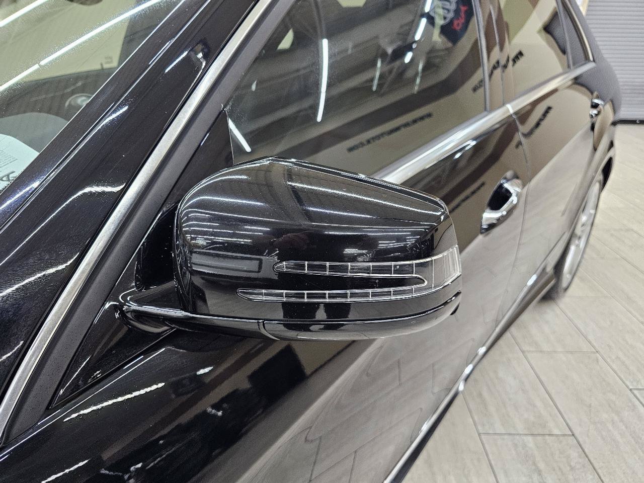 Used 2011 Mercedes-Benz E 350 Sedan w/ Premium 2 Pkg image 11