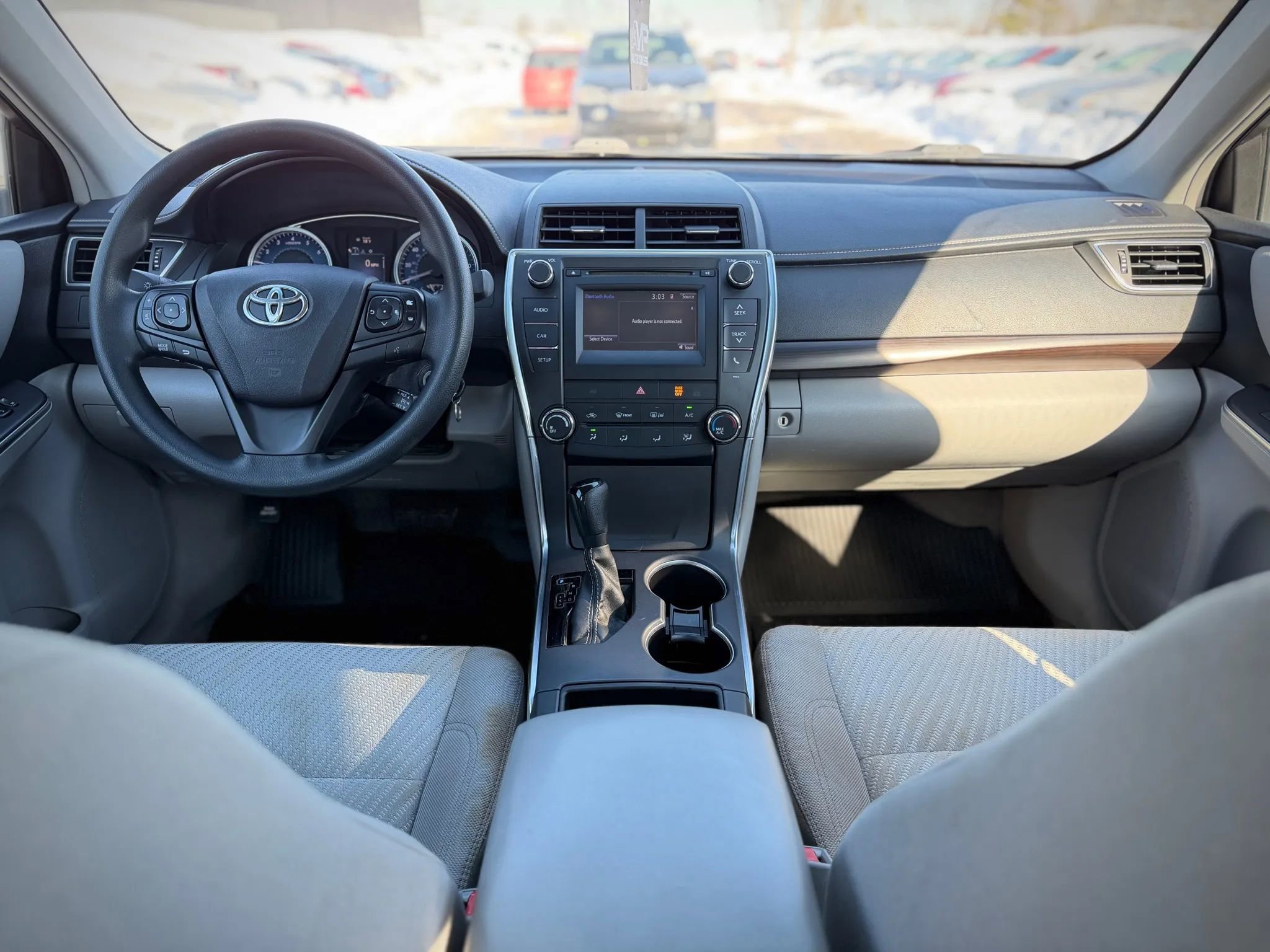 Used 2017 Toyota Camry LE image 10