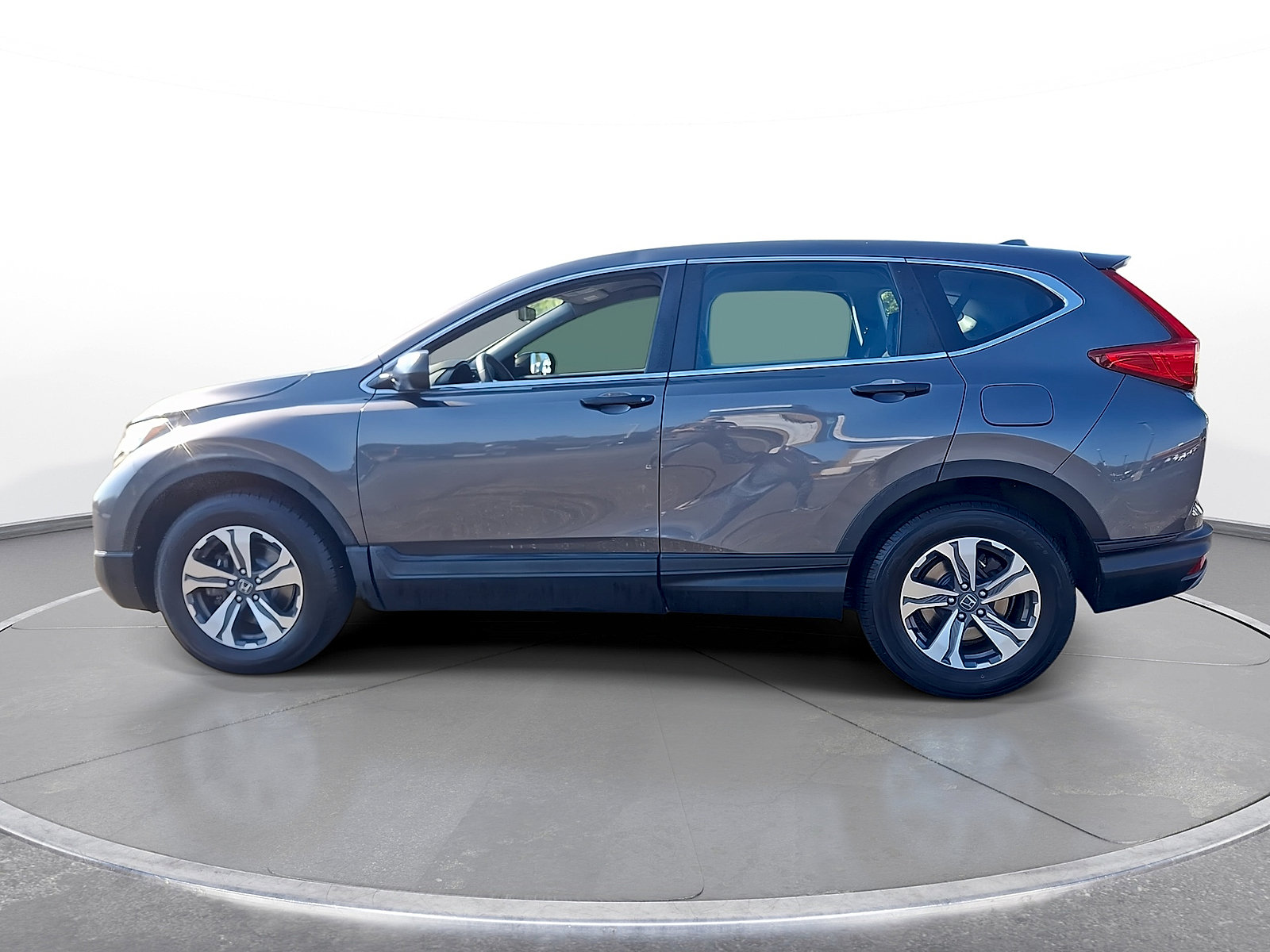 Used 2019 Honda CR-V LX image 5
