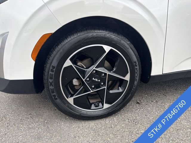 Used 2023 Kia Soul EX image 4