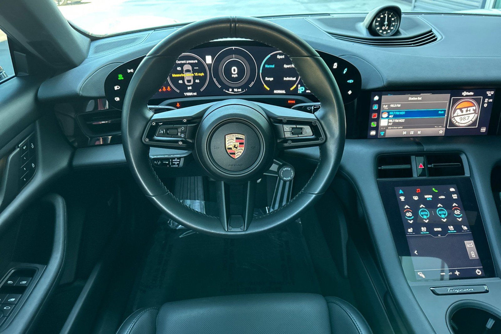 Certified 2023 Porsche Taycan w/ Premium Package RWD image 14