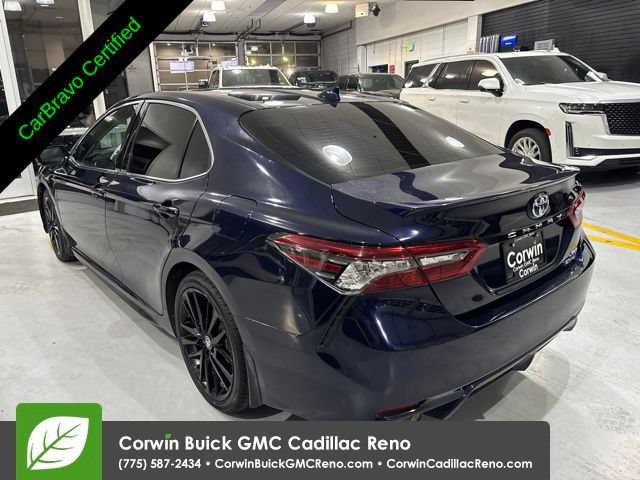 Used 2022 Toyota Camry XSE FWD image 3