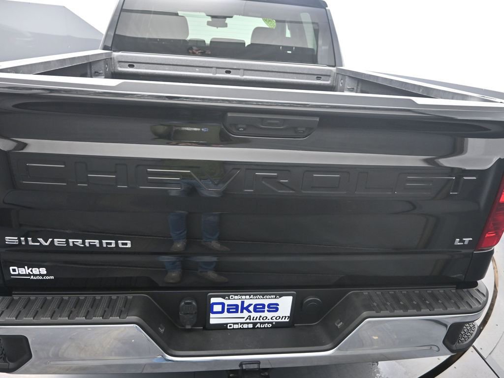 Used 2022 Chevrolet Silverado 1500 LT image 34