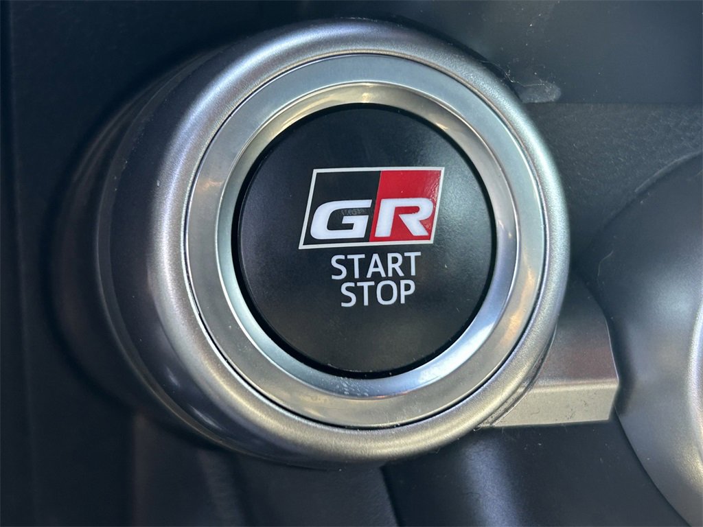 Used 2025 Toyota GR86 Premium image 17