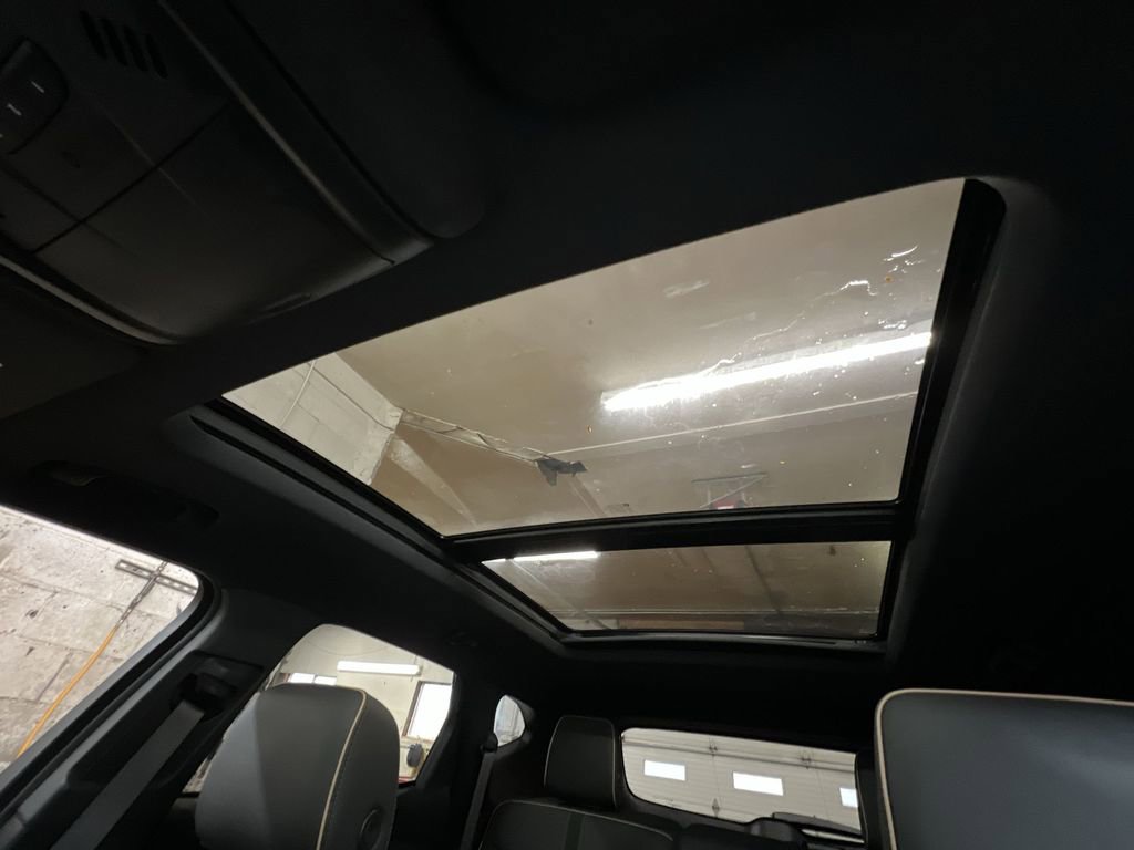 Used 2019 Chevrolet Blazer Premier w/ Sun and Wheels Package image 19