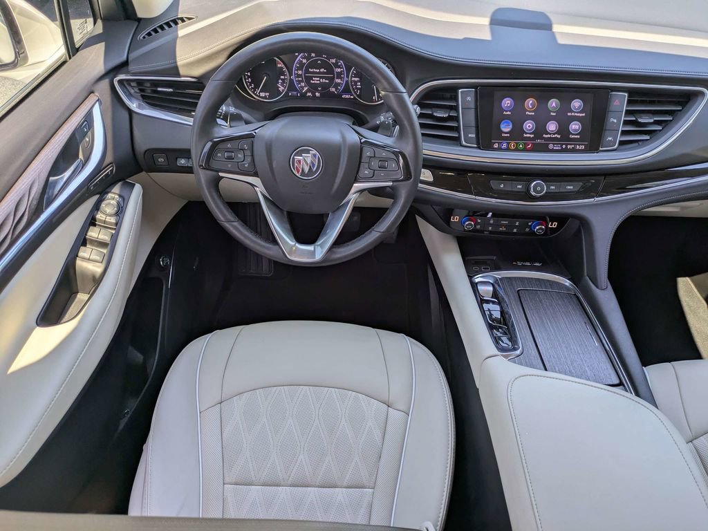 Used 2023 Buick Enclave Avenir w/ Avenir Technology Package FWD image 16