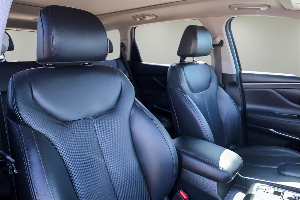 Used 2020 Hyundai Santa Fe Limited image 15