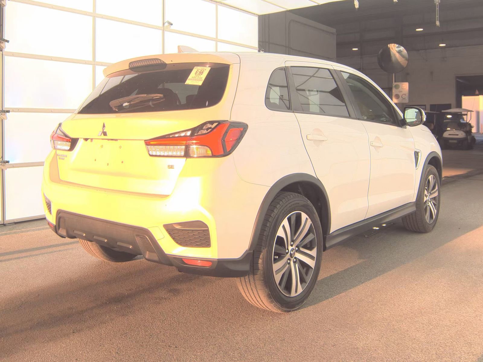 Used 2021 Mitsubishi Outlander Sport SE image 4