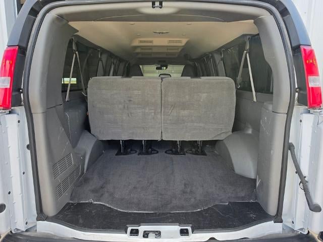 Used 2025 Chevrolet Express 3500 LT w/ LT Preferred Equipment Group RWD image 26