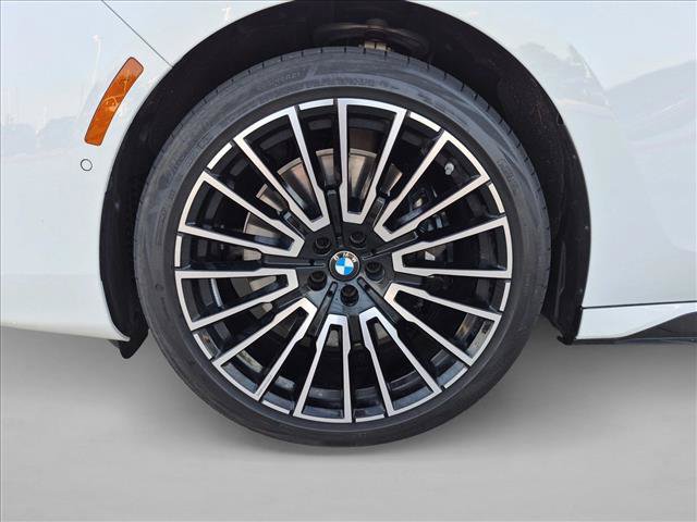 New 2026 BMW 760i xDrive w/ Executive Package AWD/4WD image 10