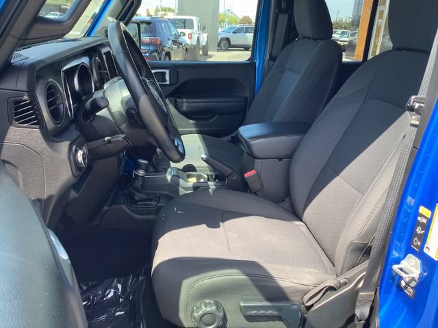 Used 2022 Jeep Gladiator Sport AWD/4WD image 8