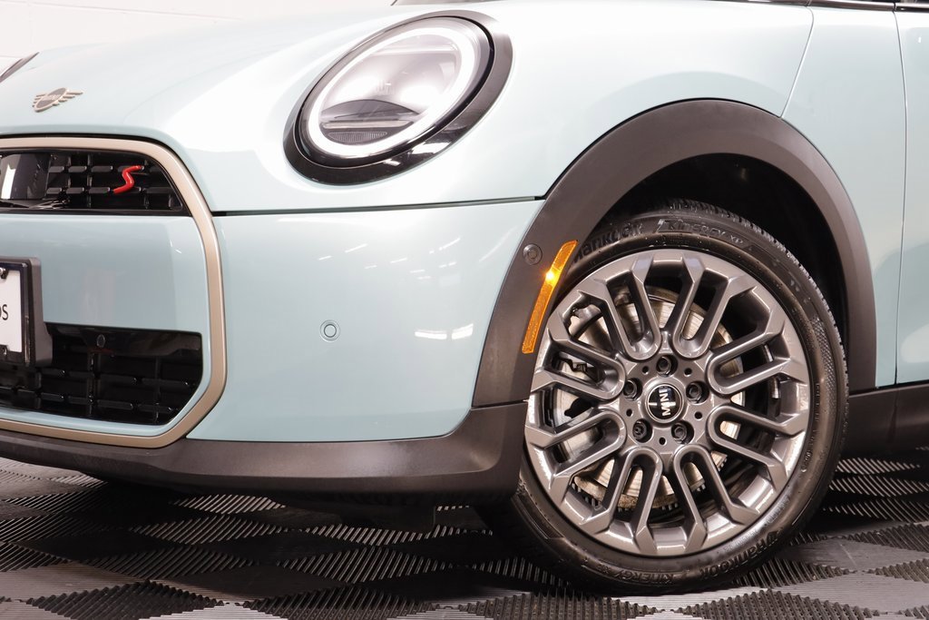 Certified 2025 MINI Cooper S image 3