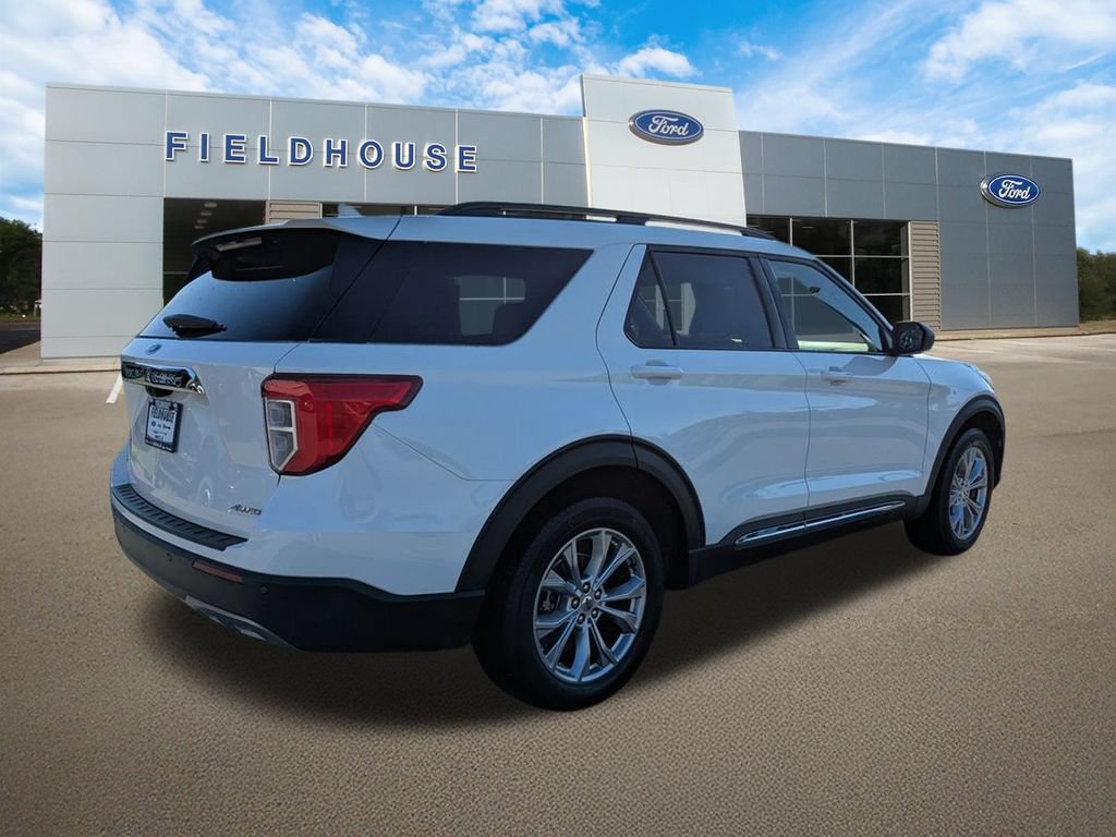 Used 2022 Ford Explorer XLT AWD/4WD image 10