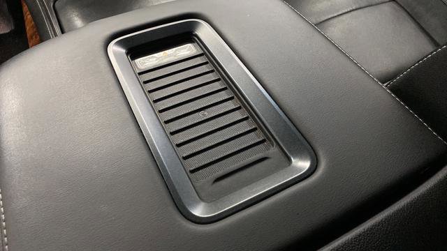Used 2016 Chevrolet Tahoe LTZ AWD/4WD image 40