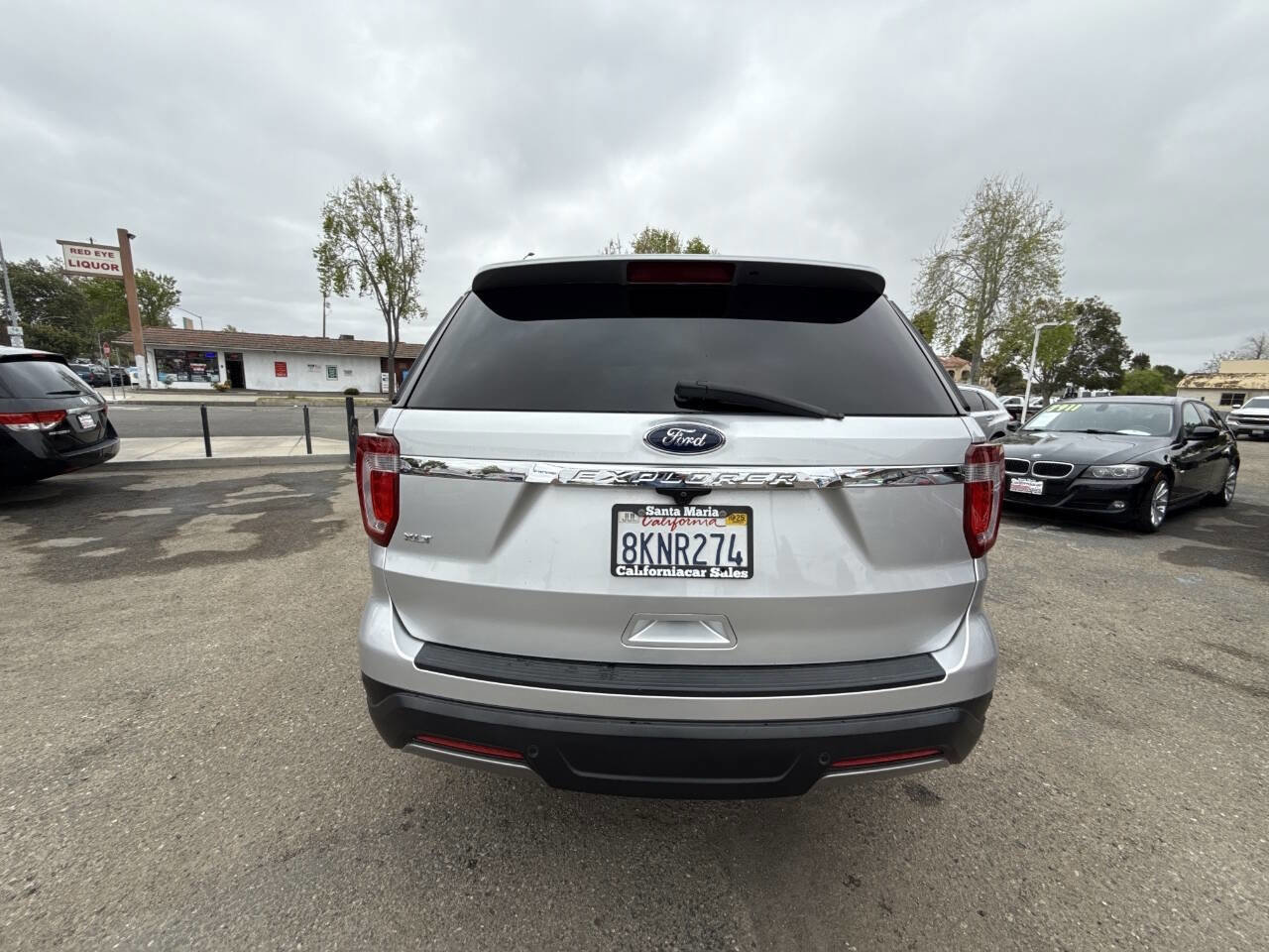 Used 2019 Ford Explorer XLT w/ Equipment Group 201A image 10