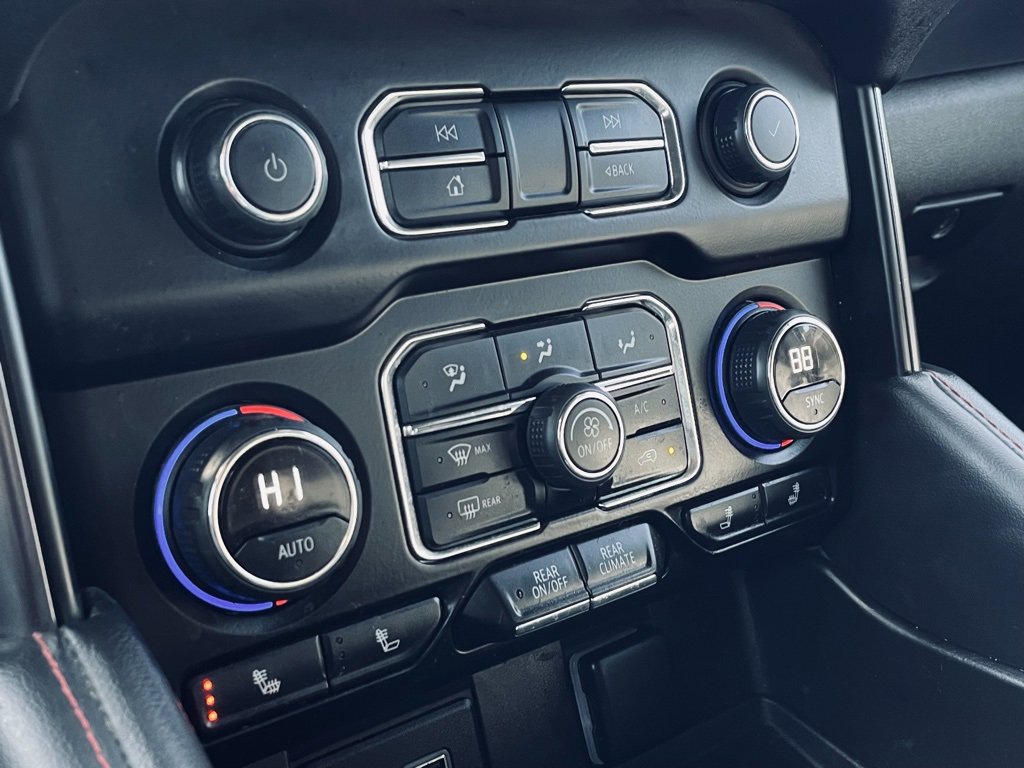 Used 2024 Chevrolet Tahoe RST w/ Luxury Package image 15