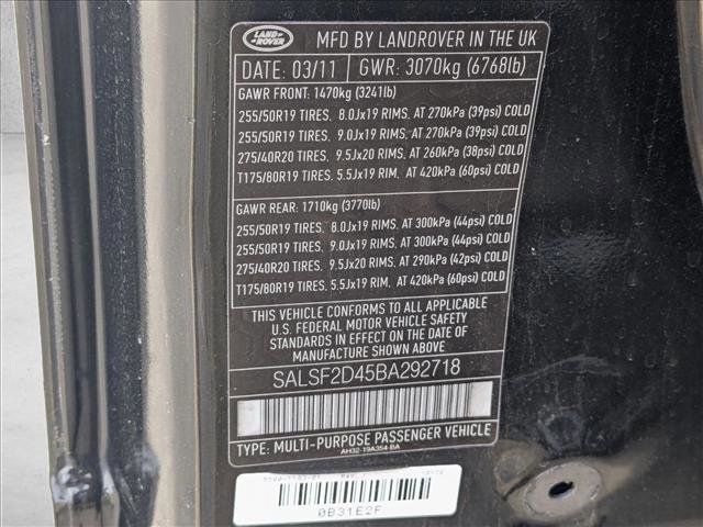 Used 2011 Land Rover Range Rover Sport HSE image 17