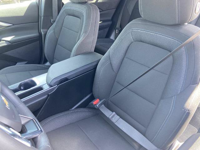 Used 2026 Chevrolet Equinox EV LT FWD image 14