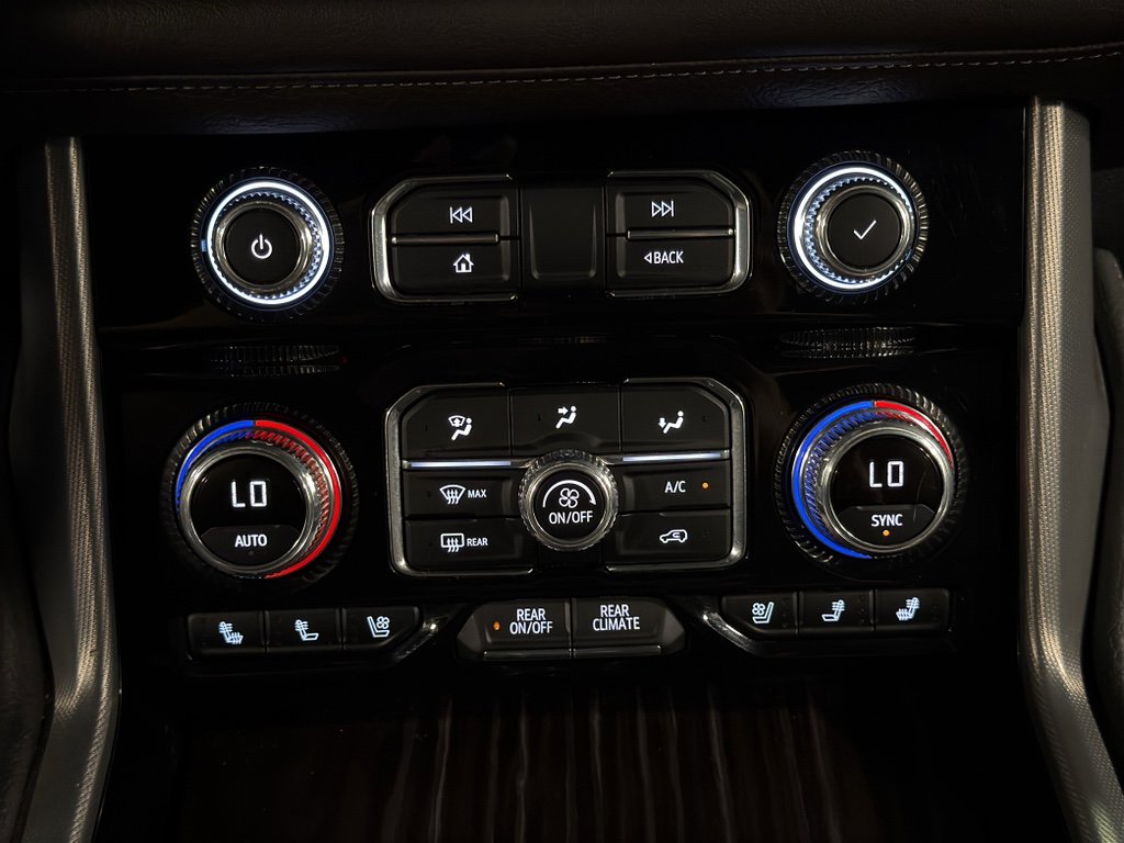 Used 2021 GMC Yukon Denali w/ Denali Premium Package image 26