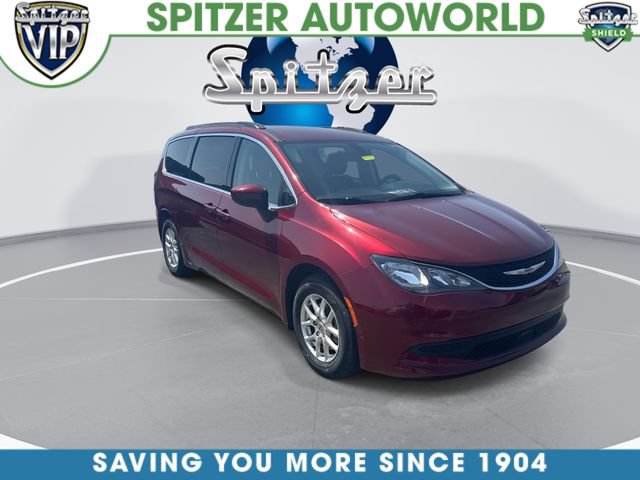 Used 2021 Chrysler Voyager Lxi FWD image 2