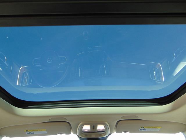 Used 2023 Volvo XC60 B5 Ultimate w/ Climate Package image 22