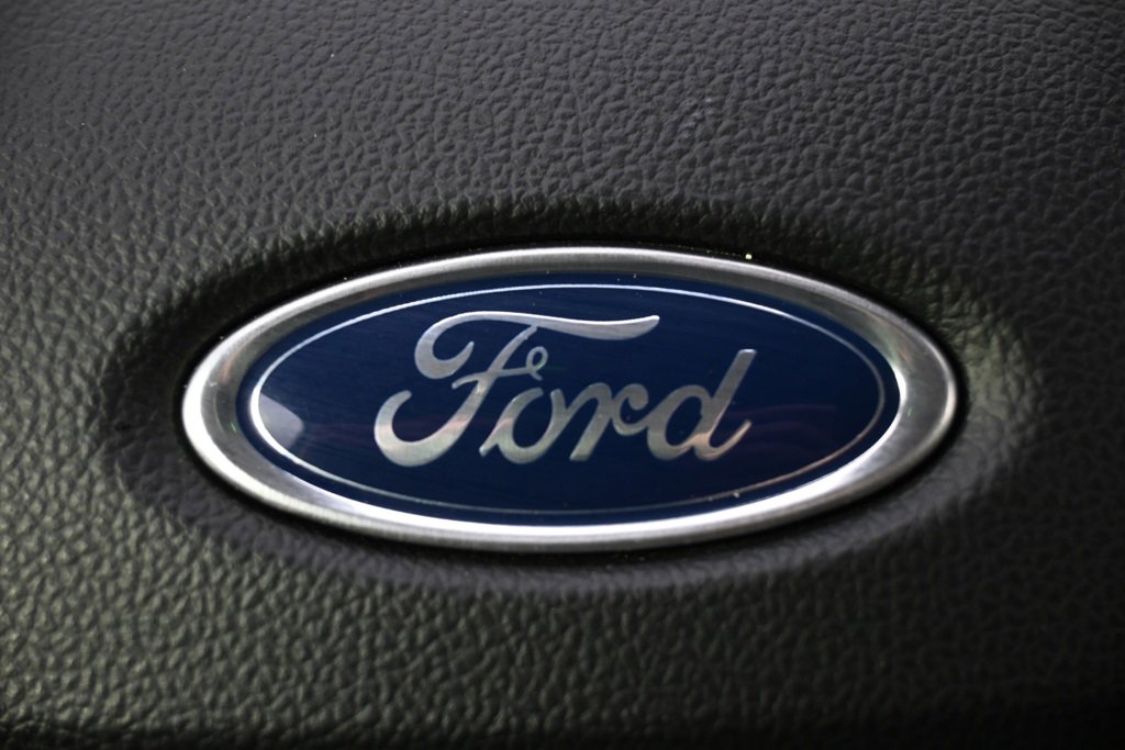 Used 2020 Ford Escape SEL image 38