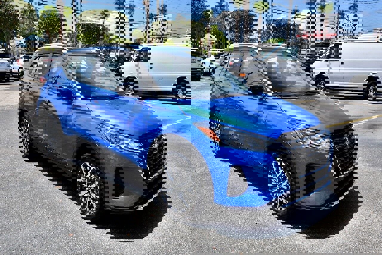 Used 2024 Nissan Kicks SV