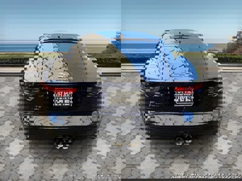 Used 2018 Jaguar F-TYPE Coupe image 11