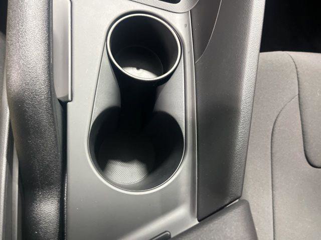 New 2026 Hyundai Elantra Sport image 18