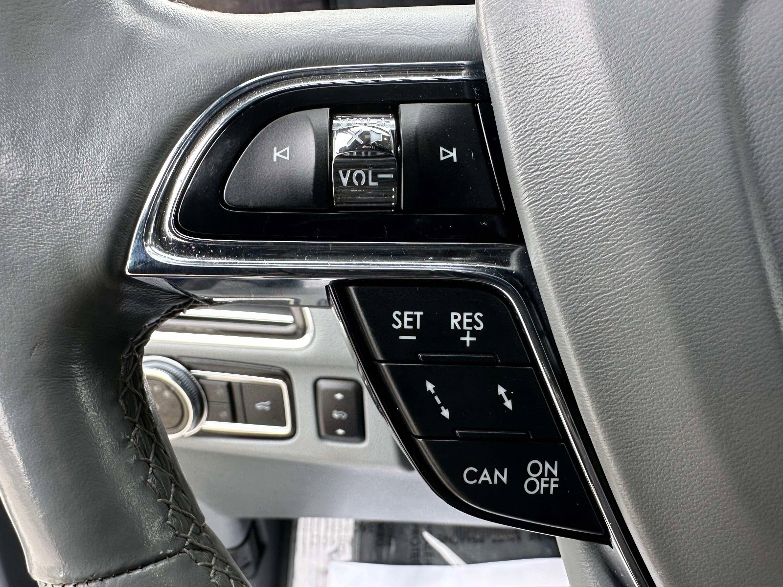 Used 2019 Lincoln Navigator Reserve w/ Cargo Package image 21