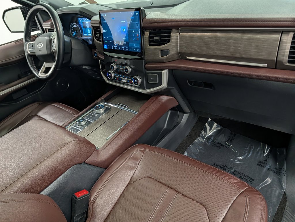Used 2022 Ford Expedition Limited AWD/4WD image 34