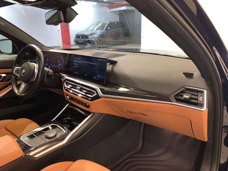 Used 2023 BMW M340i xDrive image 11