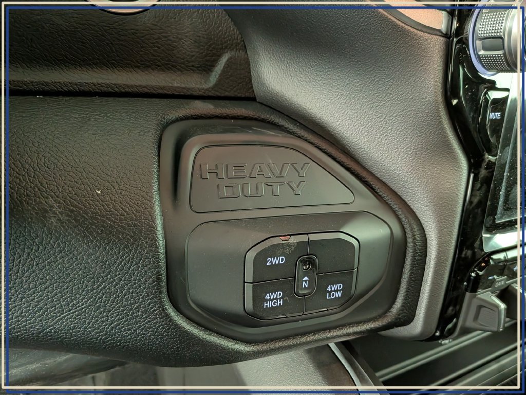 New 2026 RAM 2500 Big Horn AWD/4WD image 21