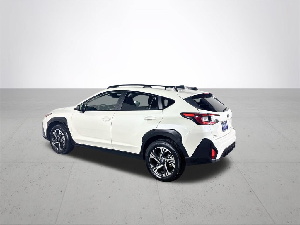 Used 2025 Subaru Crosstrek 2.5i Premium AWD/4WD image 8