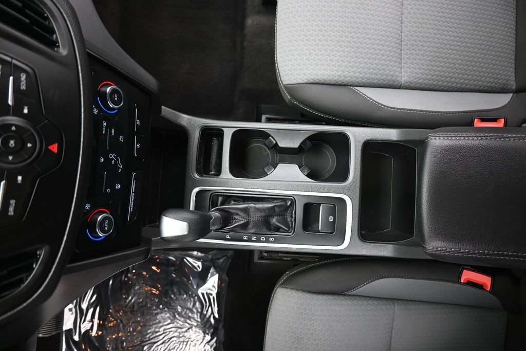 Used 2017 Ford Escape SE AWD/4WD image 15