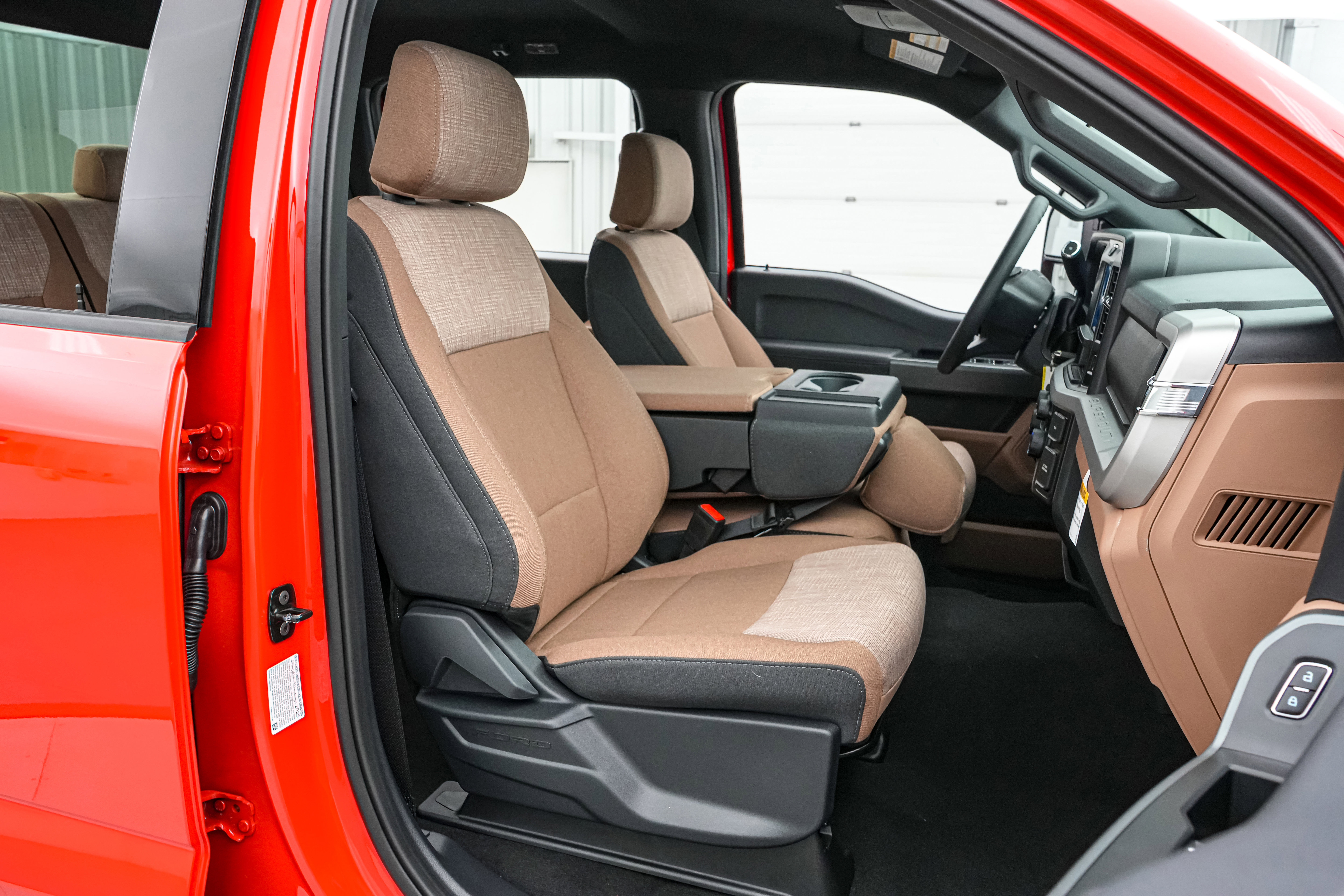 New 2026 Ford F250 XLT w/ Tremor Off-Road Package image 22