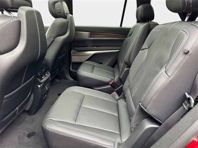 New 2026 Cadillac Vistiq Luxury w/ LPO, Floor Liner Package image 13