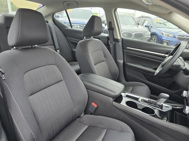 Used 2023 Nissan Altima 2.5 SV FWD image 16