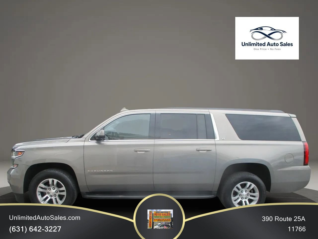 Used 2018 Chevrolet Suburban LT AWD/4WD image 3