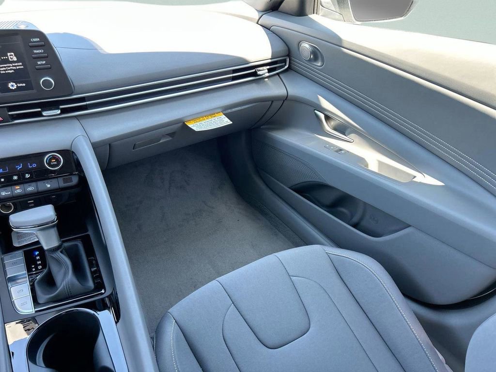 New 2026 Hyundai Elantra SEL Sport image 20