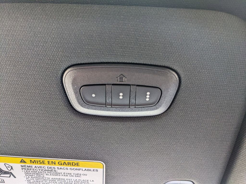 Used 2026 RAM 1500 4x4 Crew Cab image 59