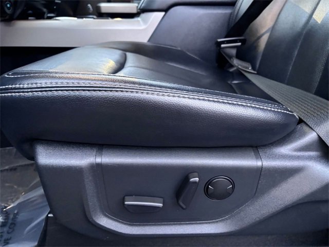 Used 2022 Ford F350 Lariat w/ Lariat Ultimate Package image 11