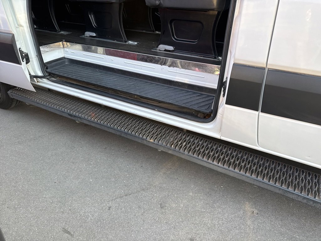 Used 2017 Mercedes-Benz Sprinter 144 Cargo image 14