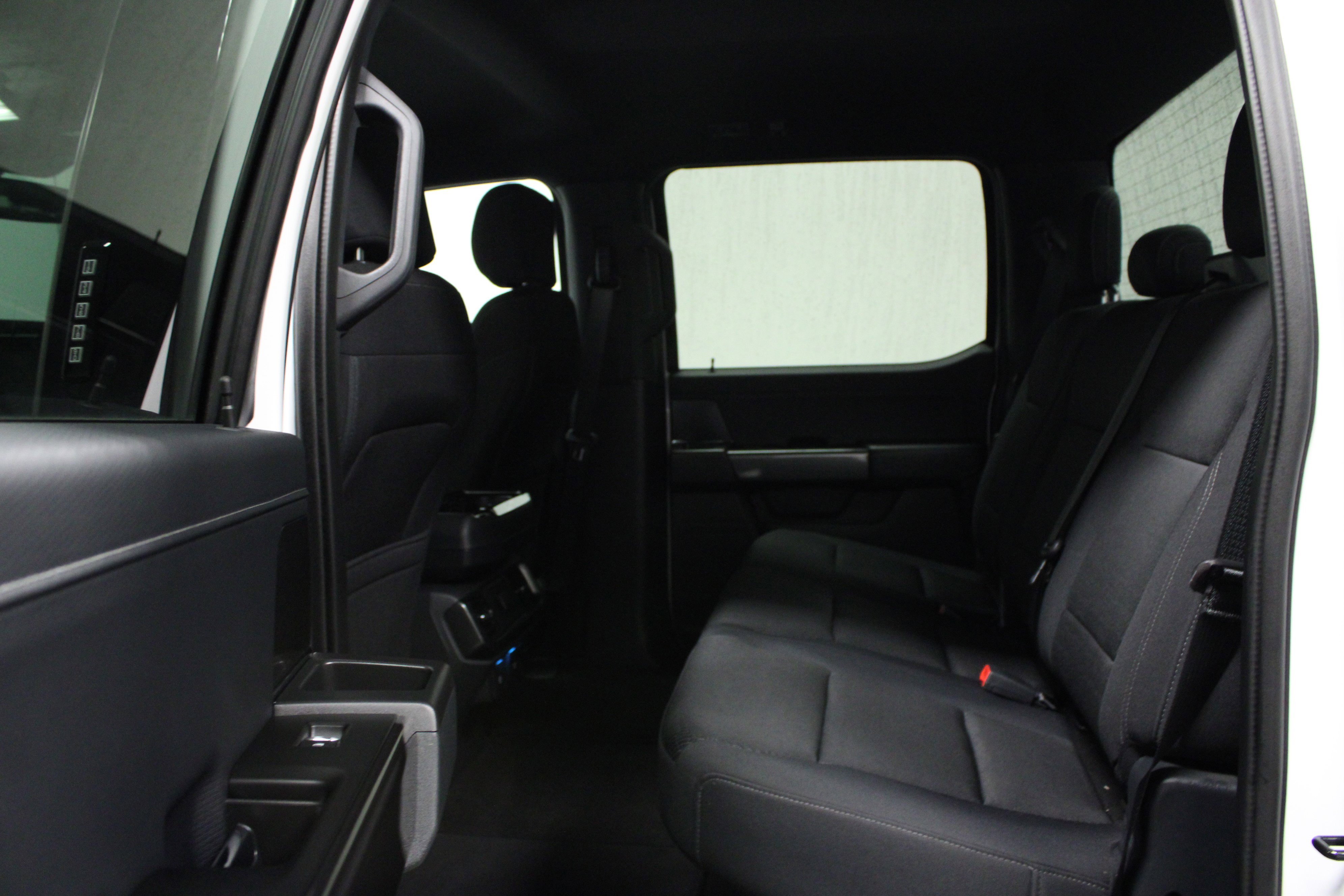 Used 2021 Ford F150 XLT w/ Equipment Group 302A High image 13