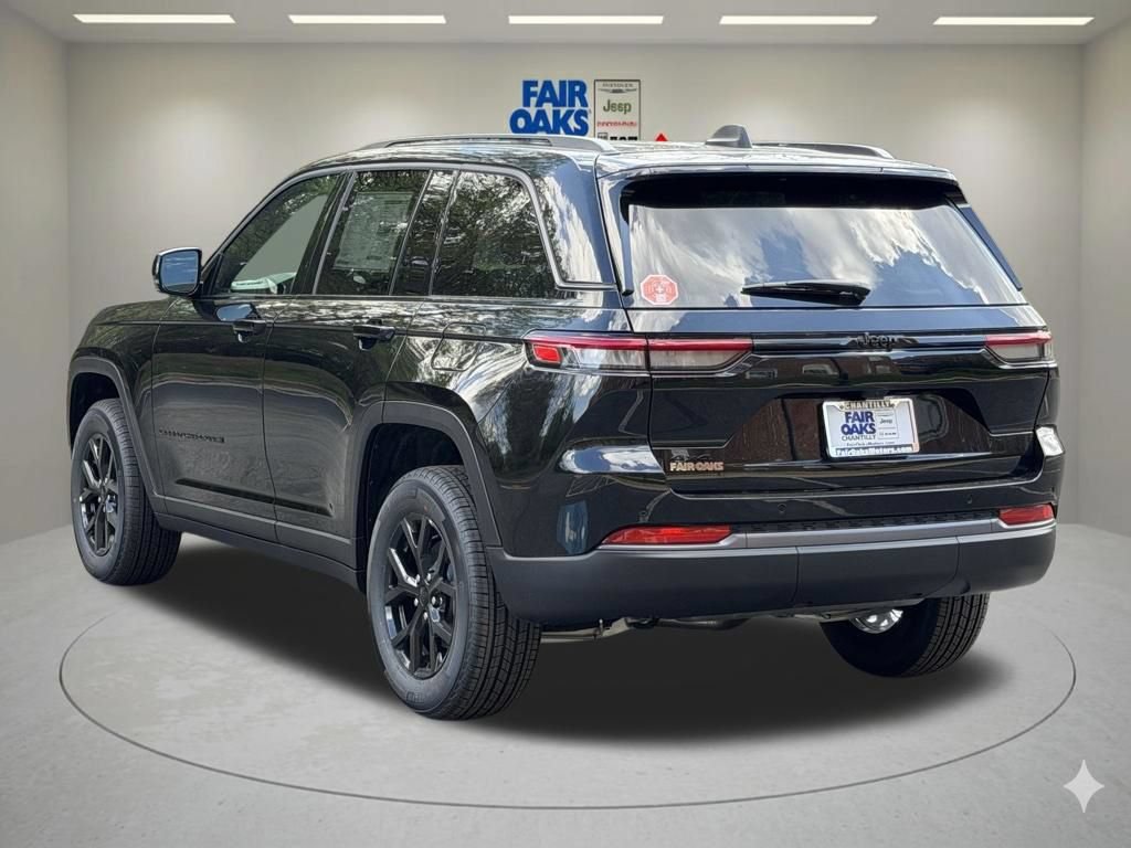 New 2026 Jeep Grand Cherokee Altitude AWD/4WD image 8